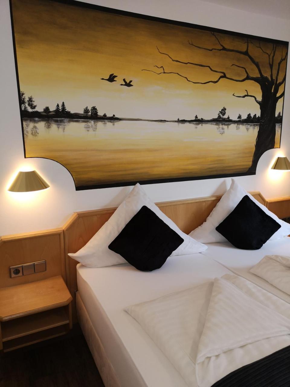 Hotel Dreikoenig & Restaurant Seegourmet Хагнау Экстерьер фото